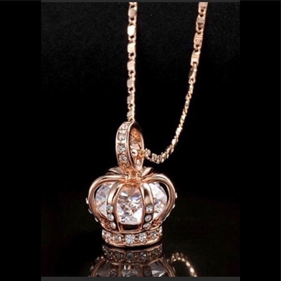 Queen Crown 👑 18K Rose Gold Plated Necklace CZ - Picture 2 of 6